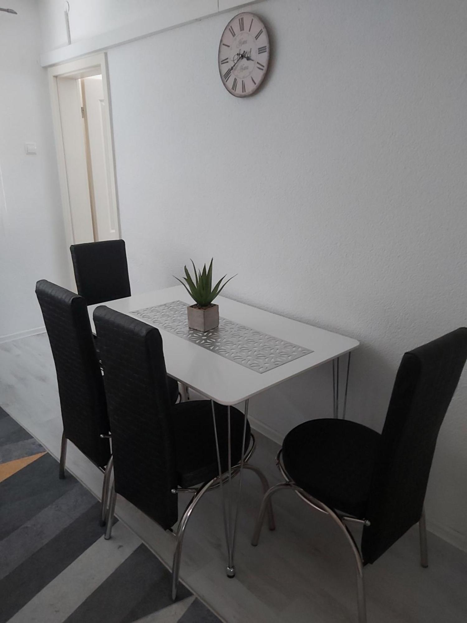 Apartman Aladin บีฮัช ภายนอก รูปภาพ